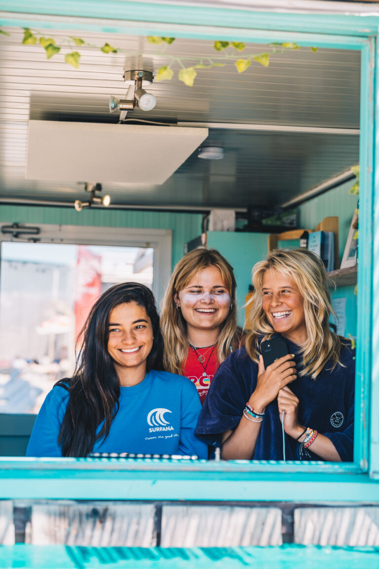 Surfana Bloemendaal surf school Rapa Nui